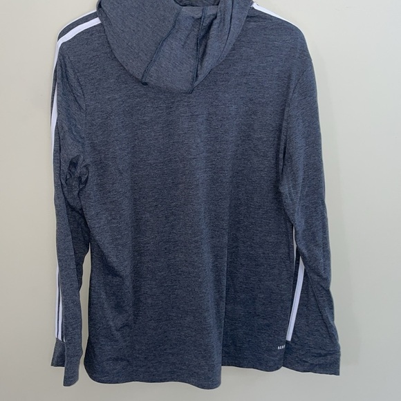 Adidas areoready lightweight pullover hooded shirt. Size XL - Picture 4 of 6